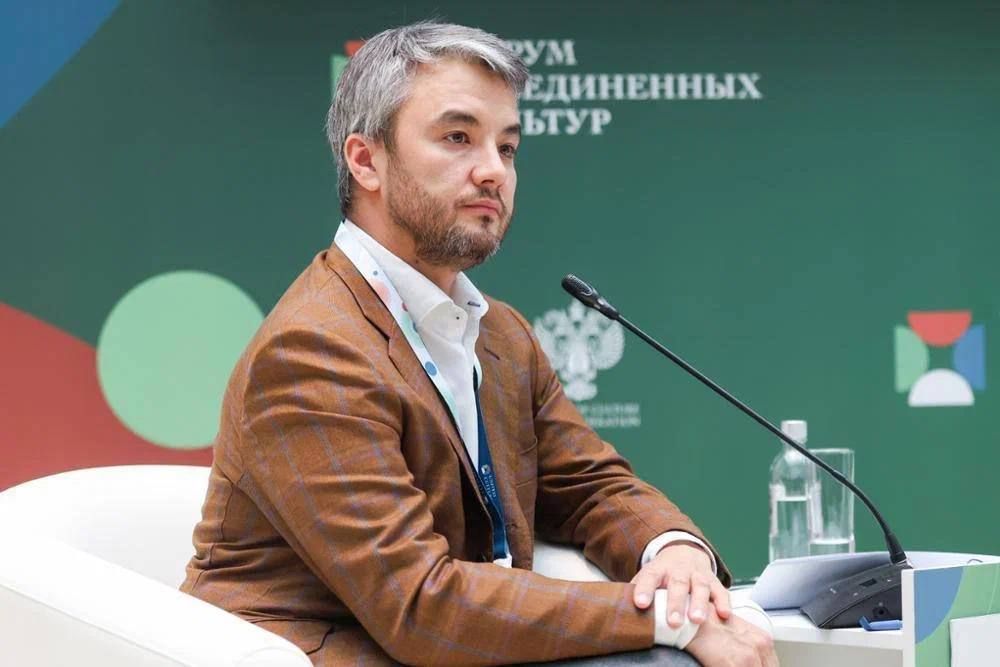На площадке XII Санкт-Петербургского международного форума объединенных культур состоялась пленарная сессия «Международное театральное сотрудничество как инструмент гуманитарного взаимодействия: роль театральных объединений... На площадке XII Санкт-Петербургского международного форума объединенных культур состоялась пленарная сессия «Международное театральное сотрудничество как инструмент гуманитарного взаимодействия: роль театральных объединений...