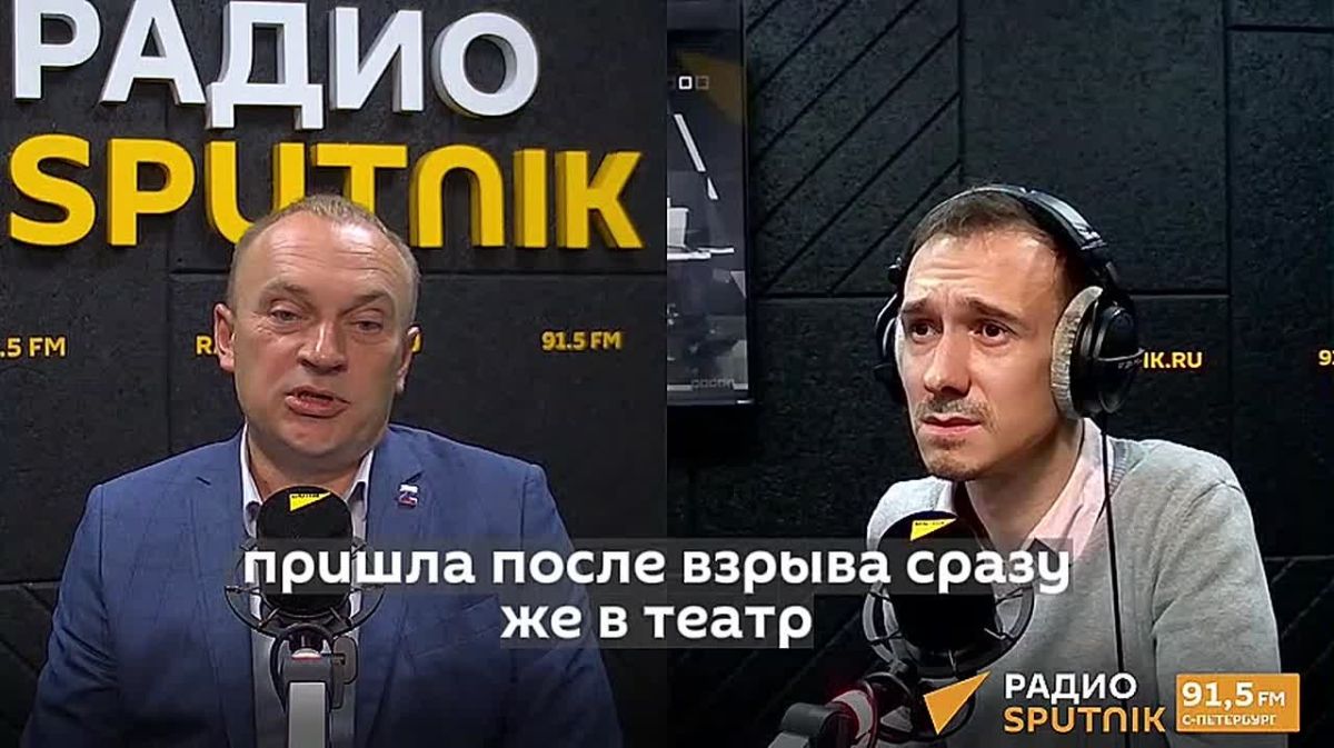 Артистка Мариупольского театра нашла их почетный орден под завалами сразу после взрыва, рассказал Александр Чайн