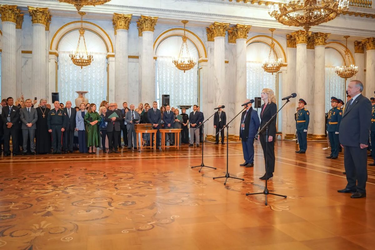 В Санкт-Петербурге Заместитель Председателя Правительства Российской Федерации Татьяна Голикова вручила награды лауреатам Эрмитажной премии «За достижения в области культуры и искусства, сохранение культурного наследия и... В Санкт-Петербурге Заместитель Председателя Правительства Российской Федерации Татьяна Голикова вручила награды лауреатам Эрмитажной премии «За достижения в области культуры и искусства, сохранение культурного наследия и...