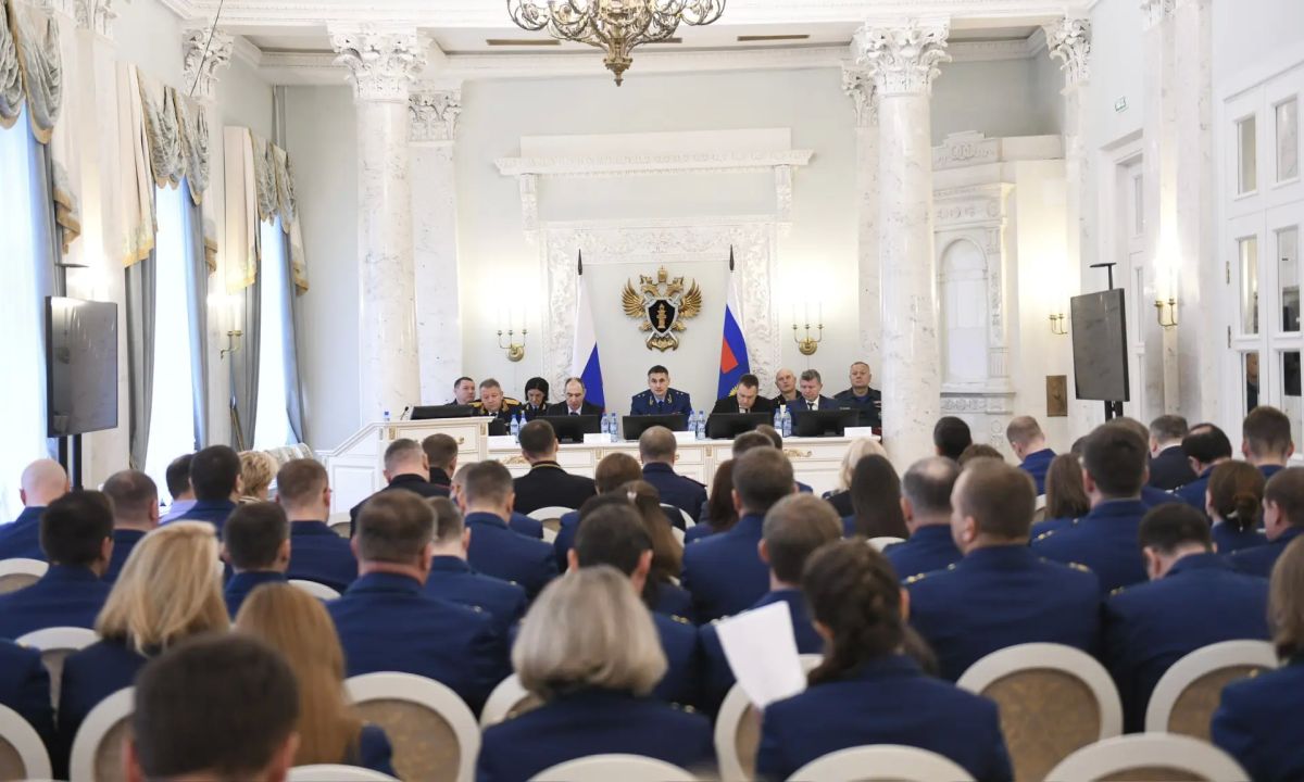 Под председательством прокурора г. Санкт-Петербурга Андрея Гуришева состоялось заседание Координационного совещания руководителей правоохранительных органов Под председательством прокурора г. Санкт-Петербурга Андрея Гуришева состоялось заседание Координационного совещания руководителей правоохранительных органов