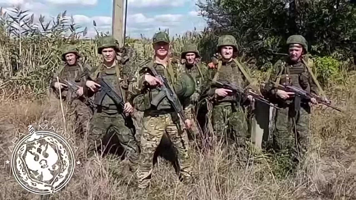 Два майора: Дружковское направление. Бойцы 33-го гвардейского Берлинского Донского казачьего полка передают привет читателям канала, а так же благодарят всех неравнодушных, кто поддерживает сбор для их подразделения