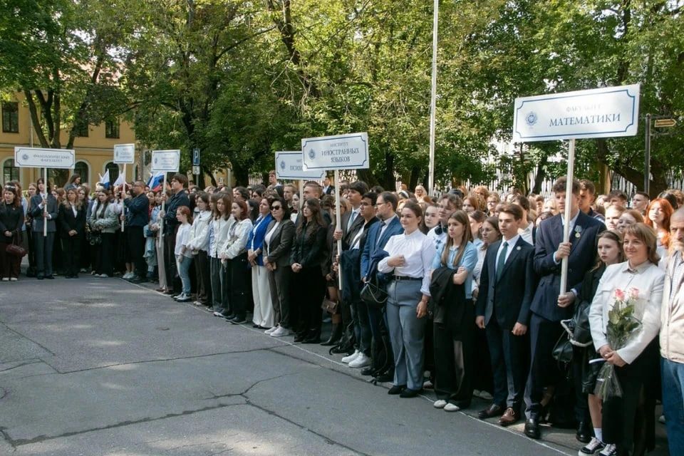 Студентку РГПУ имени Герцена три недели пускали на пары, а потом заявили, что ее не зачисляли