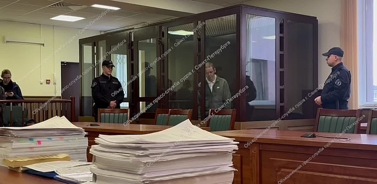 Петербуржца приговорили к 6 годам колонии за фейки об армии РФ
