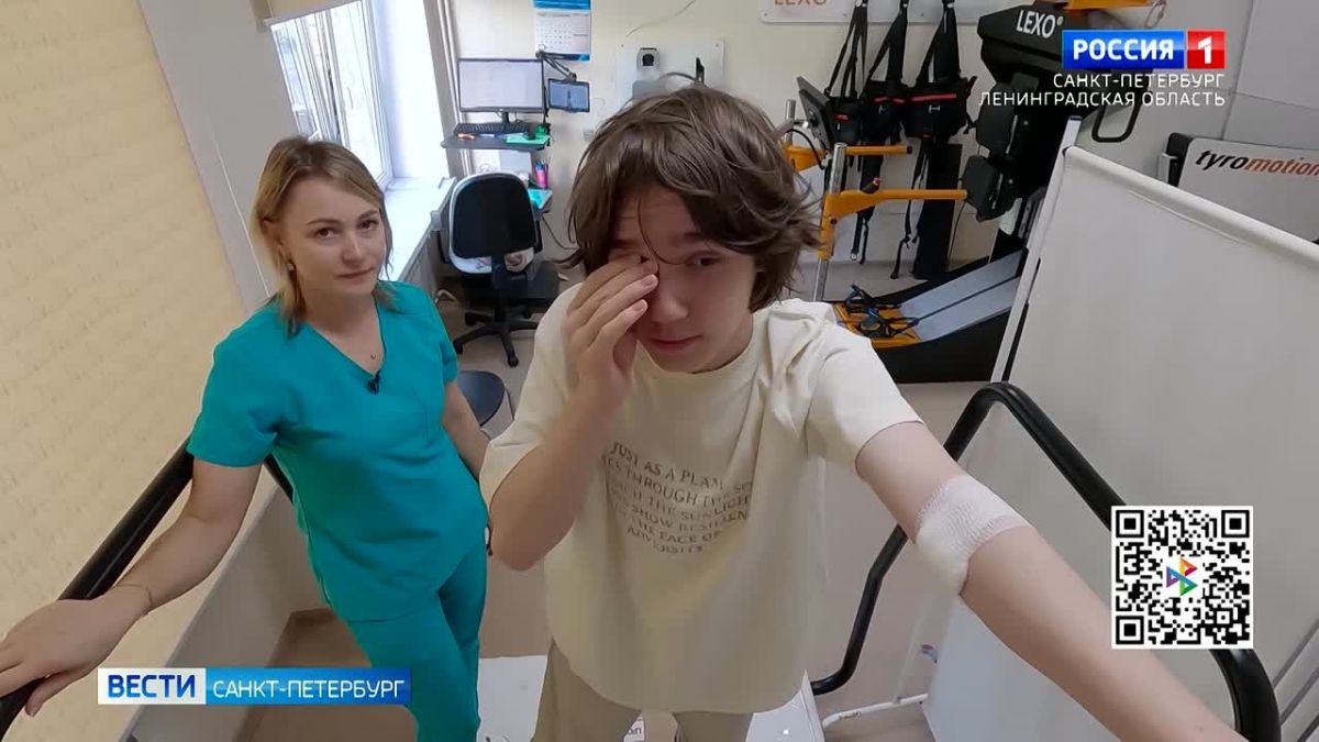 Пятнадцатилетнему Алёше необходима дорогостоящая операция на позвоночнике