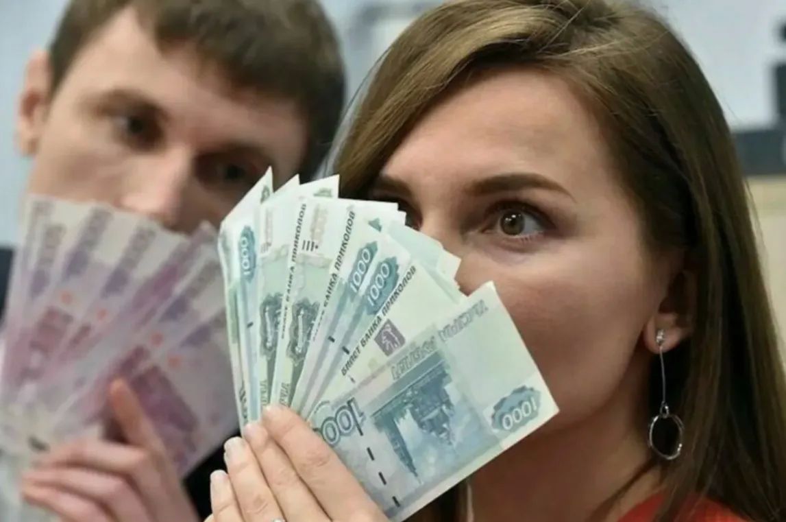 Россия на «минималках». Каких зарплат нам ждать от Минфина?