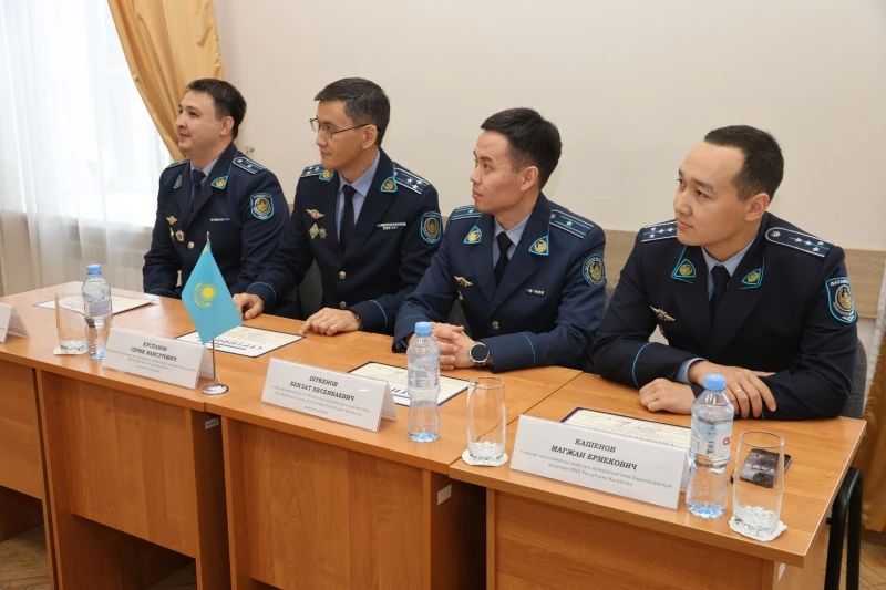 В Санкт-Петербургском университете МВД России состоялось торжественное закрытие курса повышения квалификации по дополнительной профессиональной программе для сотрудников МВД Республики Казахстан по теме «Основы использования... В Санкт-Петербургском университете МВД России состоялось торжественное закрытие курса повышения квалификации по дополнительной профессиональной программе для сотрудников МВД Республики Казахстан по теме «Основы использования...