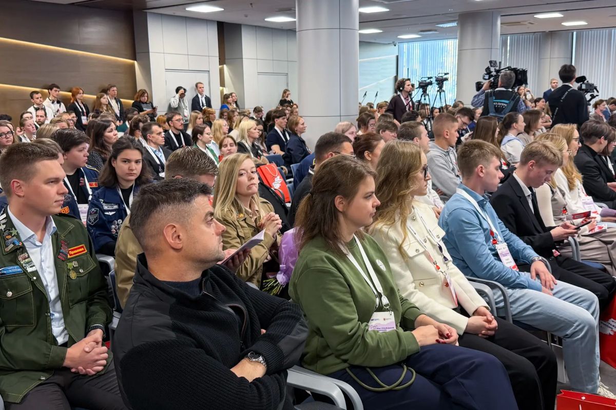 Александр Беглов: Сегодня в Невской ратуше проходит Всероссийский молодёжный гражданский образовательный форум «Мы граждане России» Александр Беглов: Сегодня в Невской ратуше проходит Всероссийский молодёжный гражданский образовательный форум «Мы граждане России»