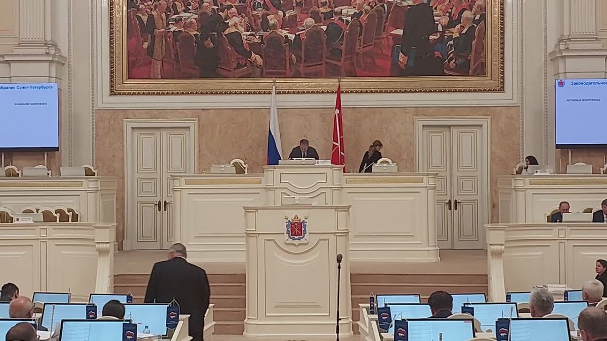 Александра Бельского переизбрали на должность председателя Законодательного собрания Петербурга