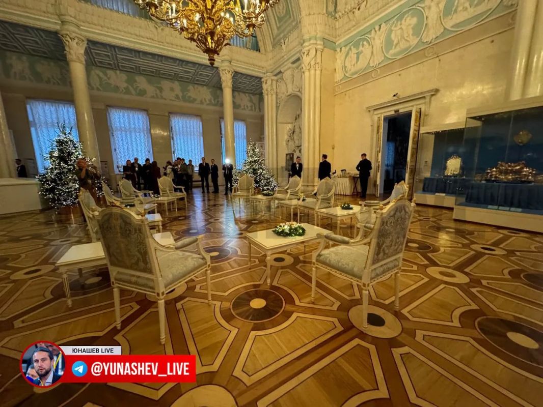 Александр Юнашев: Во время ответов на вопросы из зала Путин вспомнил свою недавнюю встречу с Си Цзиньпином в "накопителе"