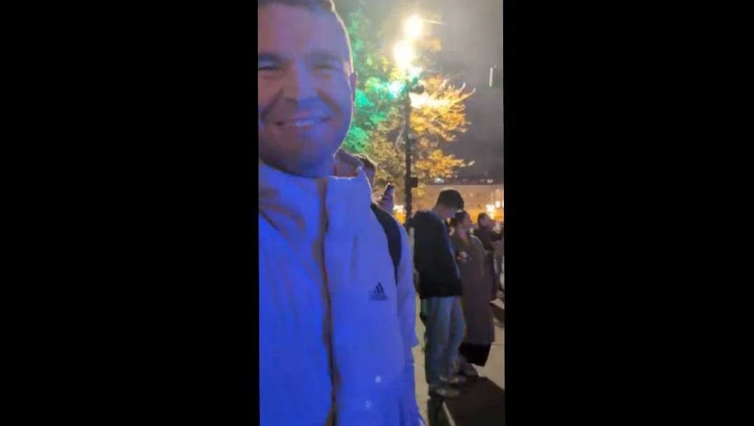 Петербуржец Алексей позвонил пожарным, когда увидел дым около особняка Миллера
