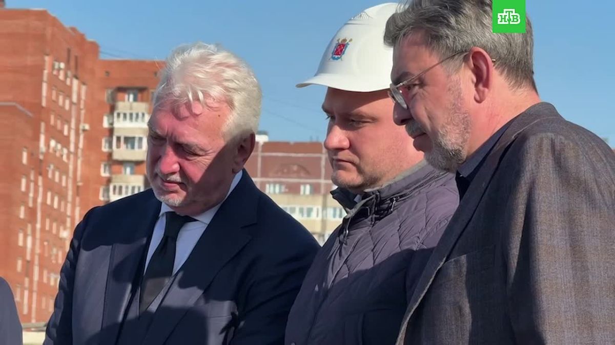 Сегодня в Лахтинской гавани у парка 300-летия Петербурга стартовал важный этап прокладки газопровода в Финском заливе