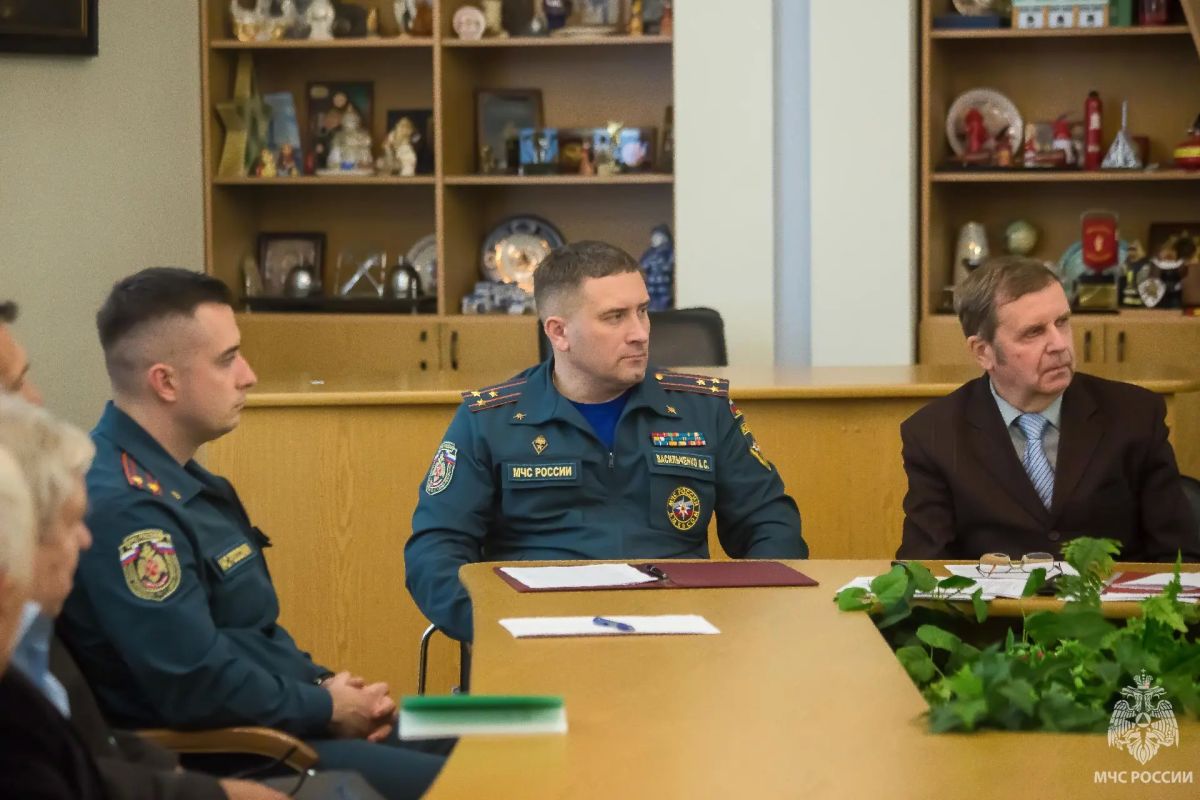 На Пожарно-технической выставке имени Б.И. Кончаева прошло совещание председателей ветеранских организаций пожарных и спасателей Северной столицы На Пожарно-технической выставке имени Б.И. Кончаева прошло совещание председателей ветеранских организаций пожарных и спасателей Северной столицы