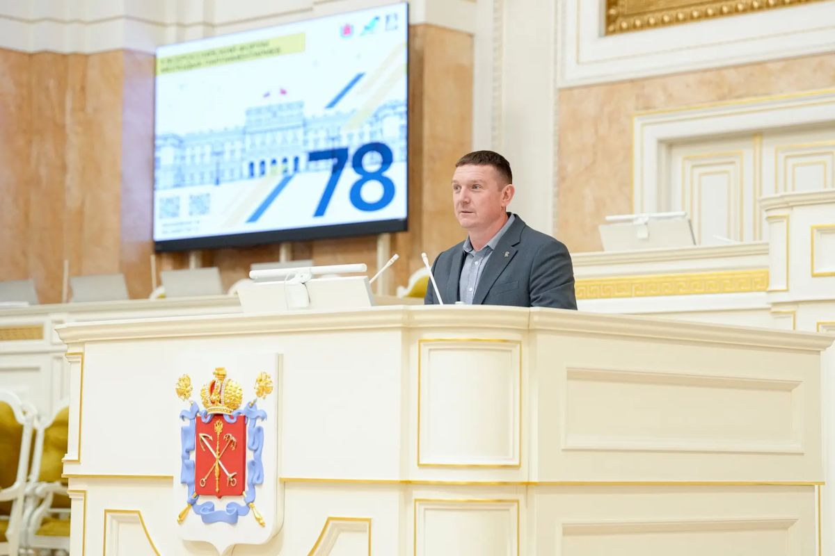 Мариинский дворец принимает участников II Всероссийского форума молодых парламентариев Мариинский дворец принимает участников II Всероссийского форума молодых парламентариев