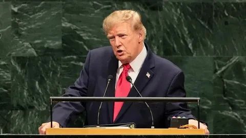 «Президент мира» хочет большой войны? Трамп объяснил, почему Вашингтон намерен стереть Иран с карты планеты