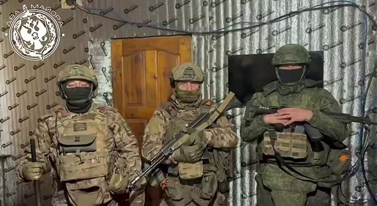Два майора: Дружковское направление. Бойцы 33-го гвардейского Берлинского Донского казачьего полка передают привет читателям канала, а так же благодарят всех неравнодушных, кто поддерживает сбор для их подразделения