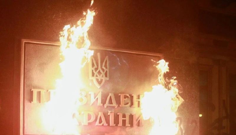 Галичанин Стецькив пугает военным переворотом в случае подписания мира с Россией Галичанин Стецькив пугает военным переворотом в случае подписания мира с Россией
