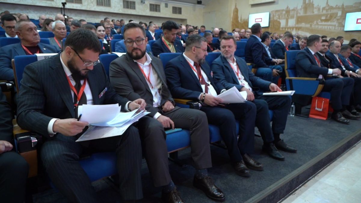Сергей Колясников: В Общественной палате прошел съезд движения «Хранители России» Сергей Колясников: В Общественной палате прошел съезд движения «Хранители России»