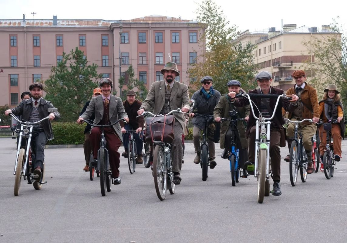 Tweed Hat Ride прошёл в Петербурге! Tweed Hat Ride прошёл в Петербурге!