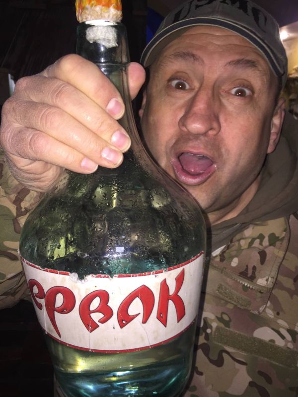 Александр Сладков: Так вот о водке…. А вы знаете, что на войне стали реально и категорически меньше пить