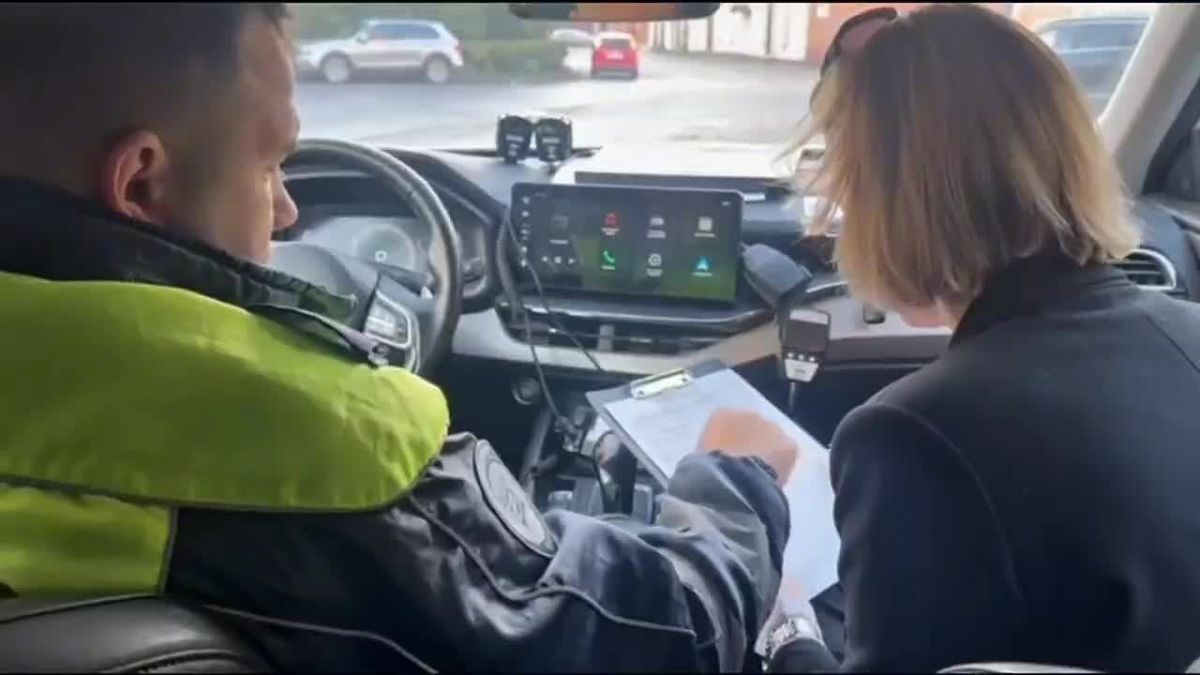 «Мерседес» против ПДД РФ: нарушительница найдена
