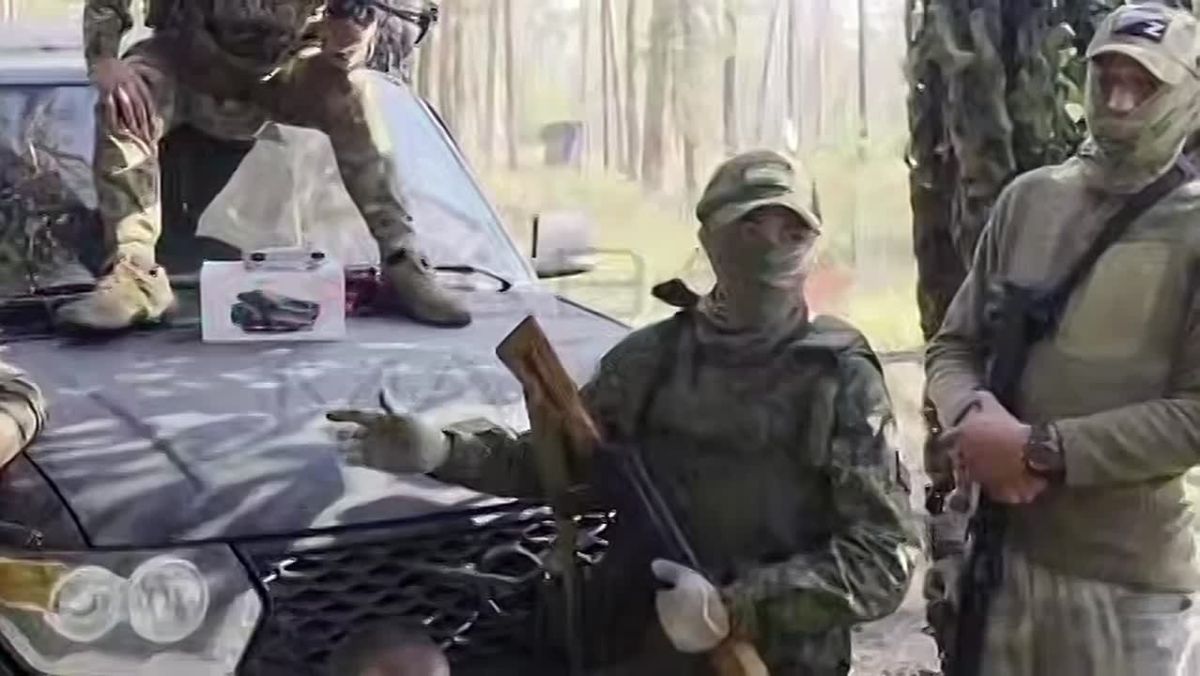 Два майора: Бойцы мобильной огневой группы зенитно-ракетной батареи с Краснолиманского направления передают слова благодарности за предоставленный Уаз Патриот