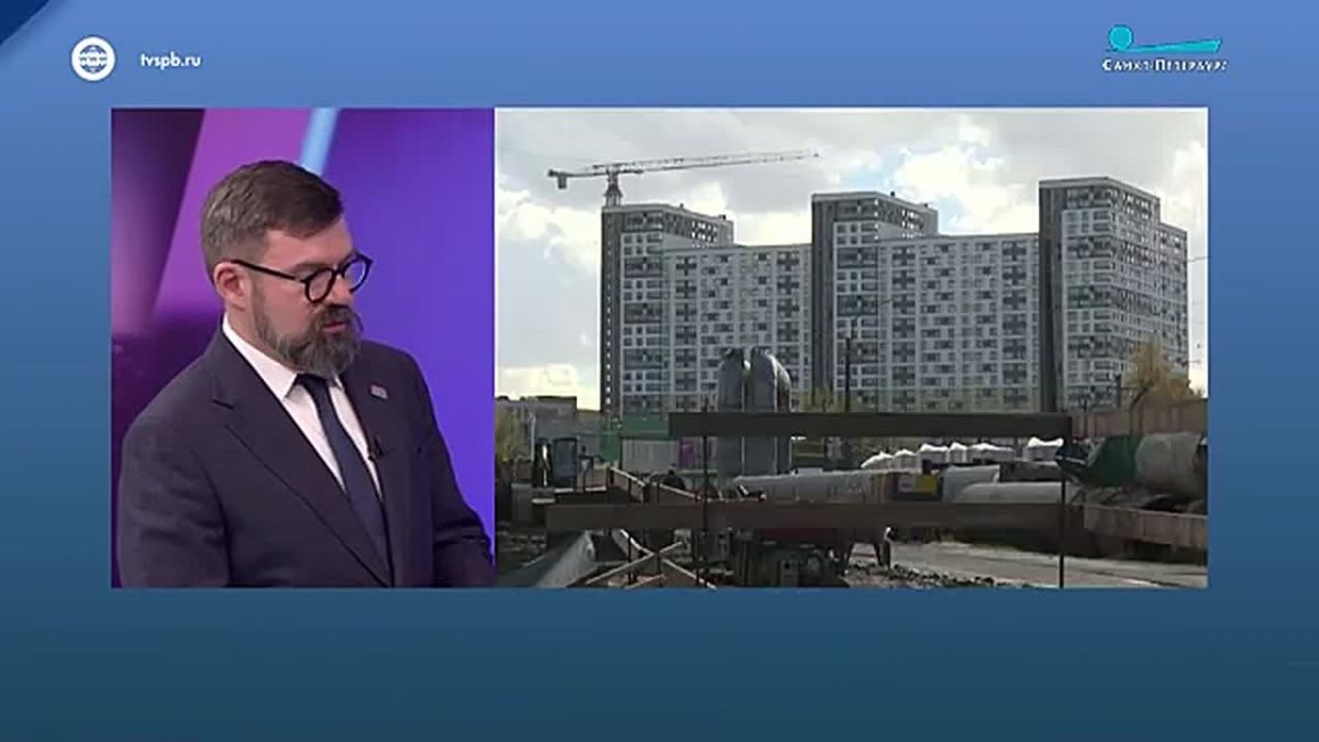 Первый заместитель генерального директора компании «ТЭК СПб» Михаил Комасов рассказал, на каких магистралях Петербурга идет самая масштабная замена труб