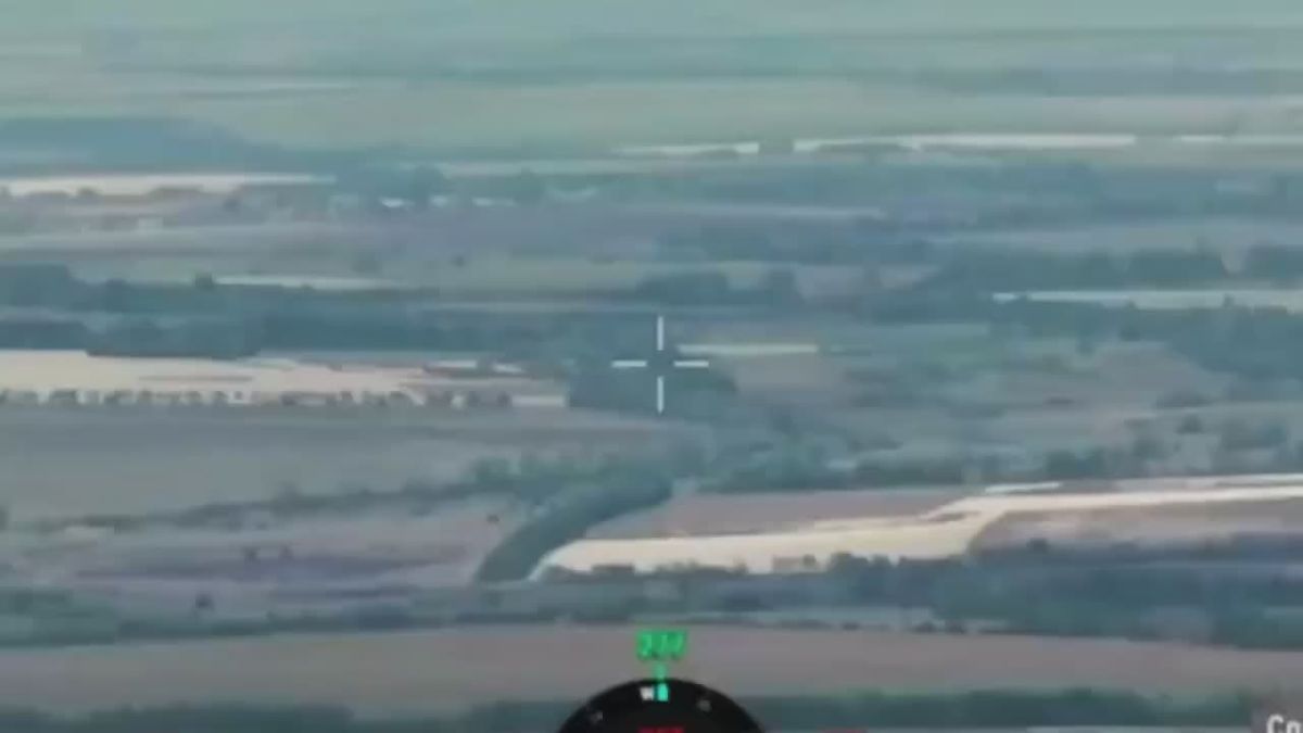 Александр Коц: Кадры боев за Голубково. Ш урмовики 36-й отдельной гвардейской мотострелковой бригады 29-й общевойсковой армии группировки «Восток» прорвали подготовленную оборону ВСУ и освободили населённый пункт Голубково в...