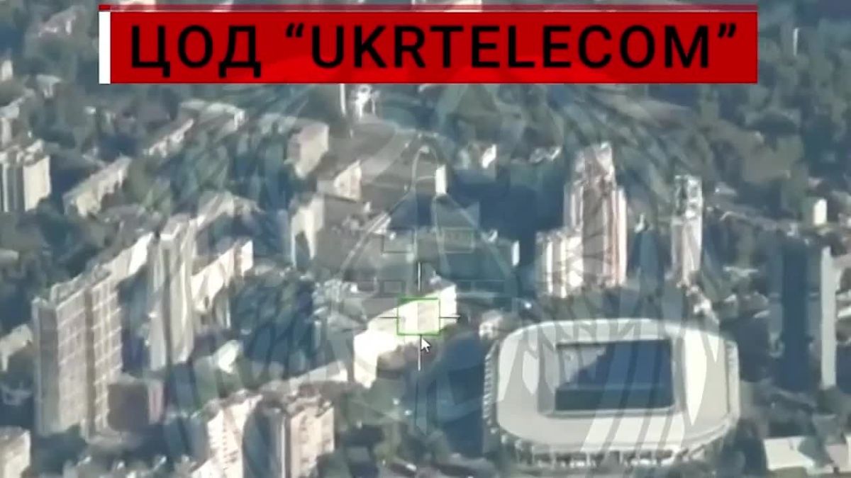 "Варяг" разгоняет "облака"