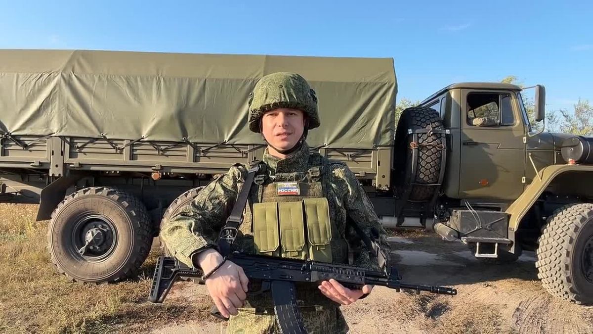 Бывший депутат Госдумы от Санкт-Петербурга Михаил Романов заключил контракт с Министерством обороны и отправился в зону проведения специальной военной операции