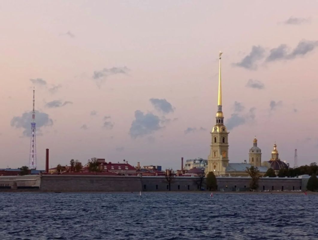 А сегодня уже среда, дорогой Петербург! С добрым утром
