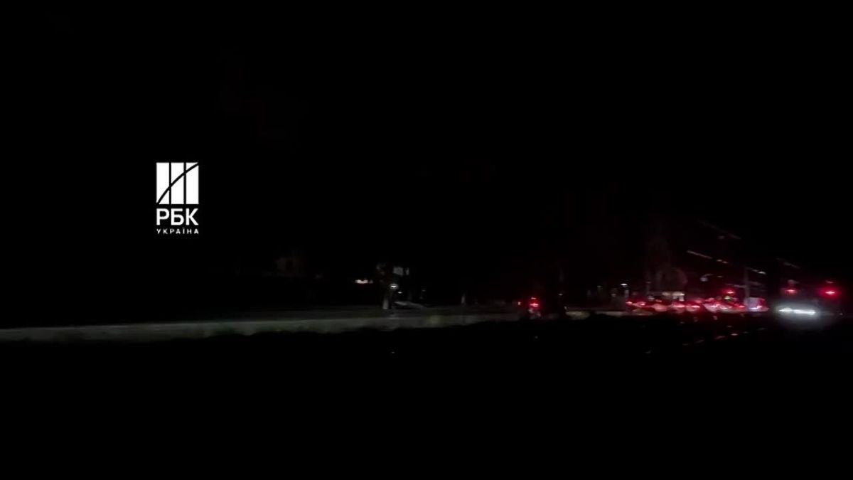 Два майора: Правый берег Киева в блекауте после атаки БПЛА