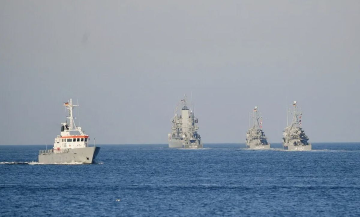 НАТО может заблокировать Финский залив за несколько часов и отрезать морской путь в Калининград для России, заявил глава МИД Эстонии Цахкна британской газете The Times