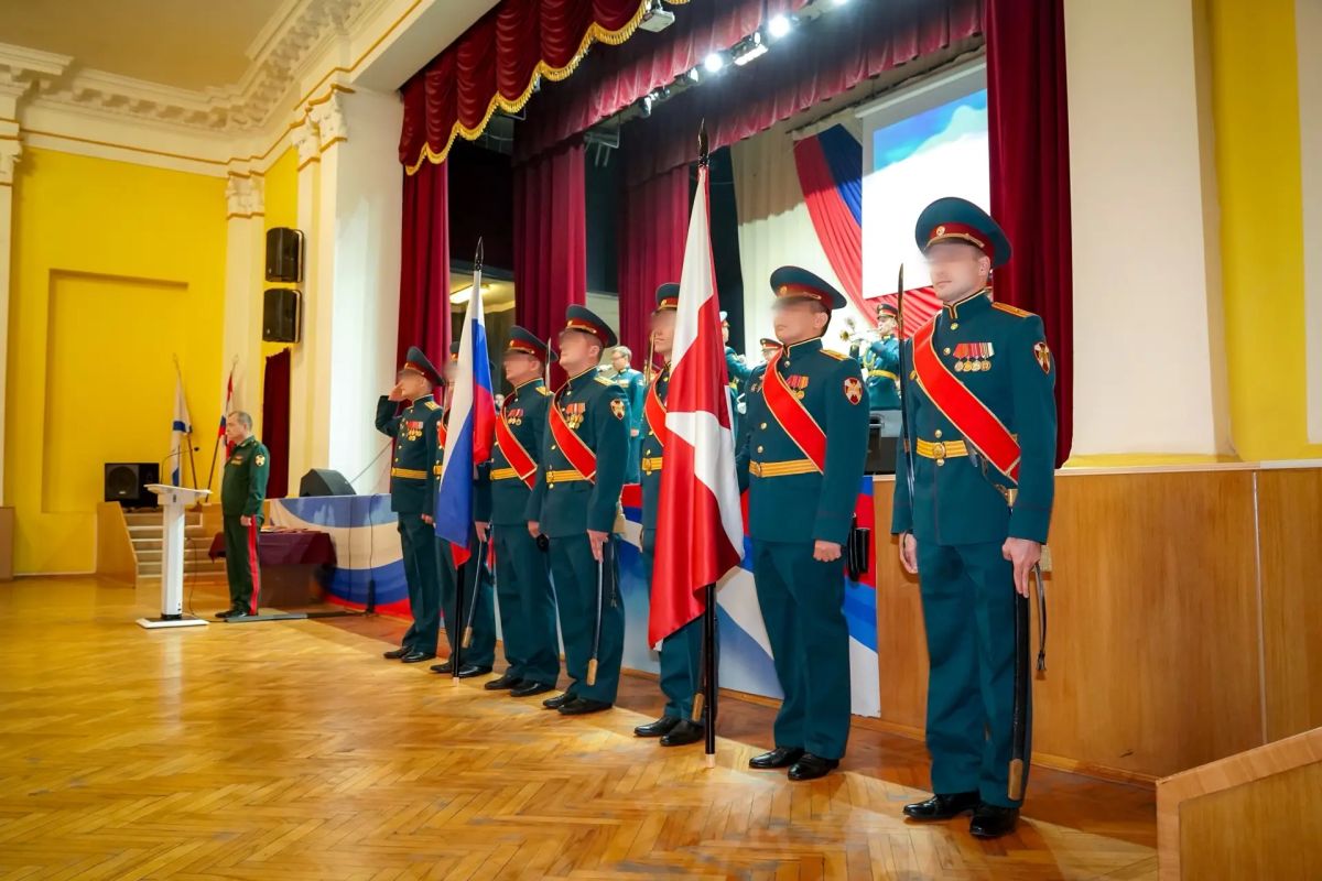 В Санкт-Петербурге отметили 8-ю годовщину формирования факультета материально-технического обеспечения войск национальной гвардии Военной академии материально-технического обеспечения имени генерала армии А.В. Хрулева В Санкт-Петербурге отметили 8-ю годовщину формирования факультета материально-технического обеспечения войск национальной гвардии Военной академии материально-технического обеспечения имени генерала армии А.В. Хрулева