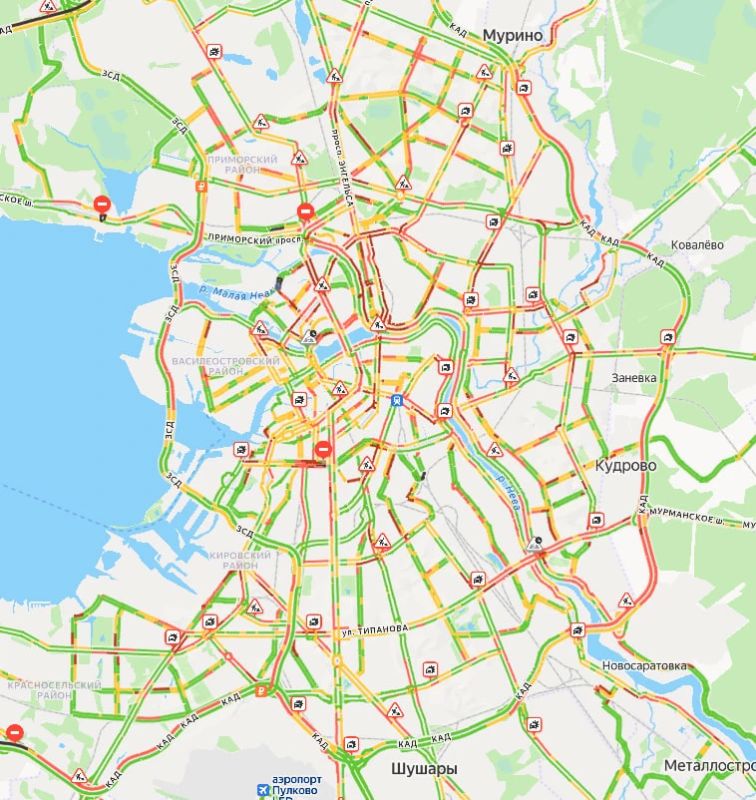 Пробки в Петербурге достигли 9 баллов