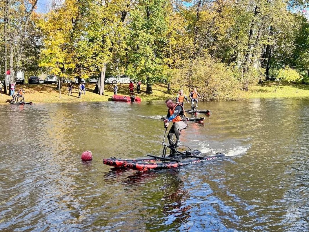 Сила, выносливость и командный дух: #петербургскиеспасатели на «Эстафете Героев 2026»! Сила, выносливость и командный дух: #петербургскиеспасатели на «Эстафете Героев 2026»!