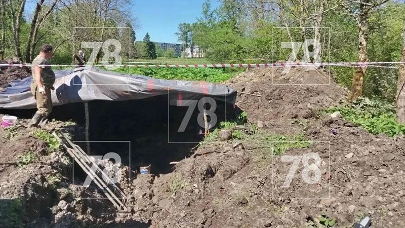 Под Изварой нашли останки 97 узников концлагеря "Дулаг-102"