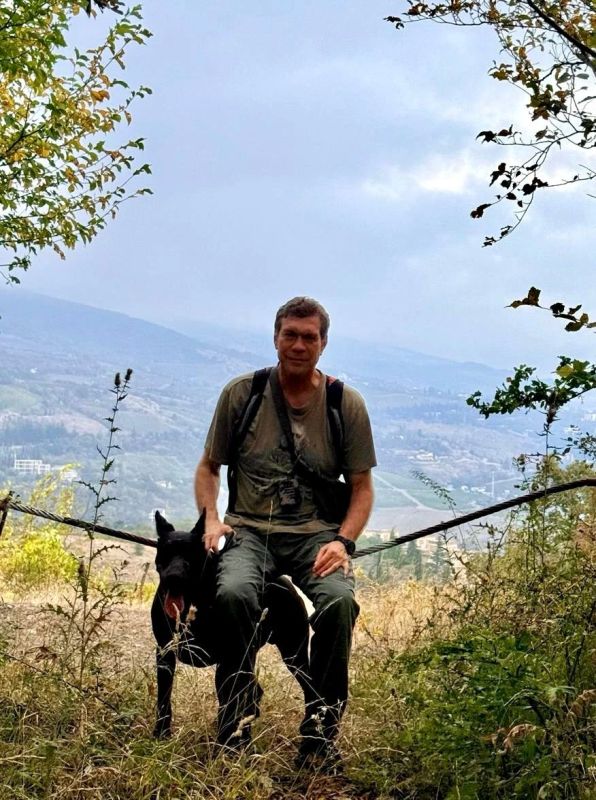 Олег Царёв: Гуляем с Бесиком на выходных в лесу