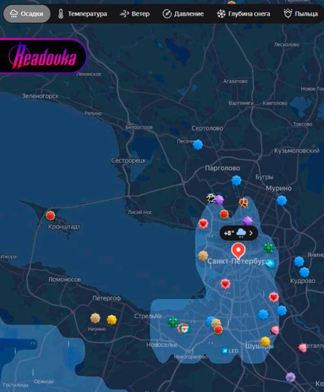 «Облачный пушистик» накрыл Петербург: над городом нависла туча в виде кота с лапами и ушами