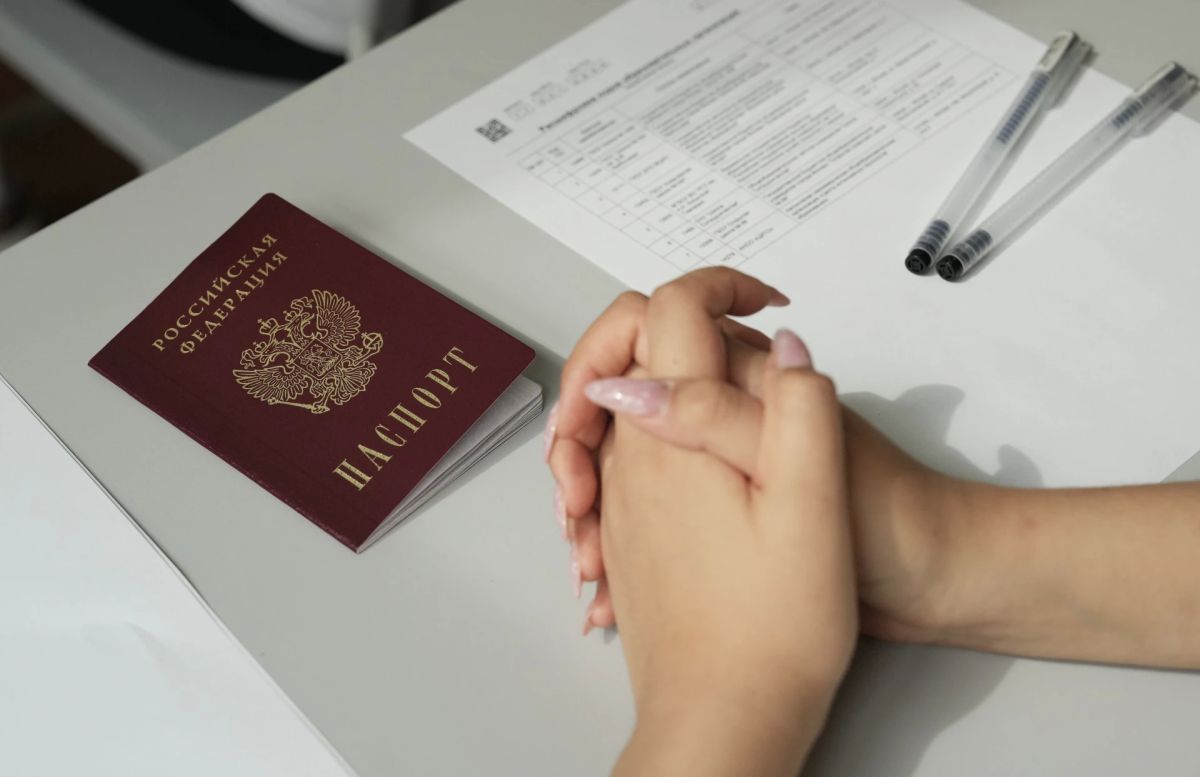 Выпускникам раскрыли перечень разрешенных на ЕГЭ в 2027 году допматериалов и оборудования