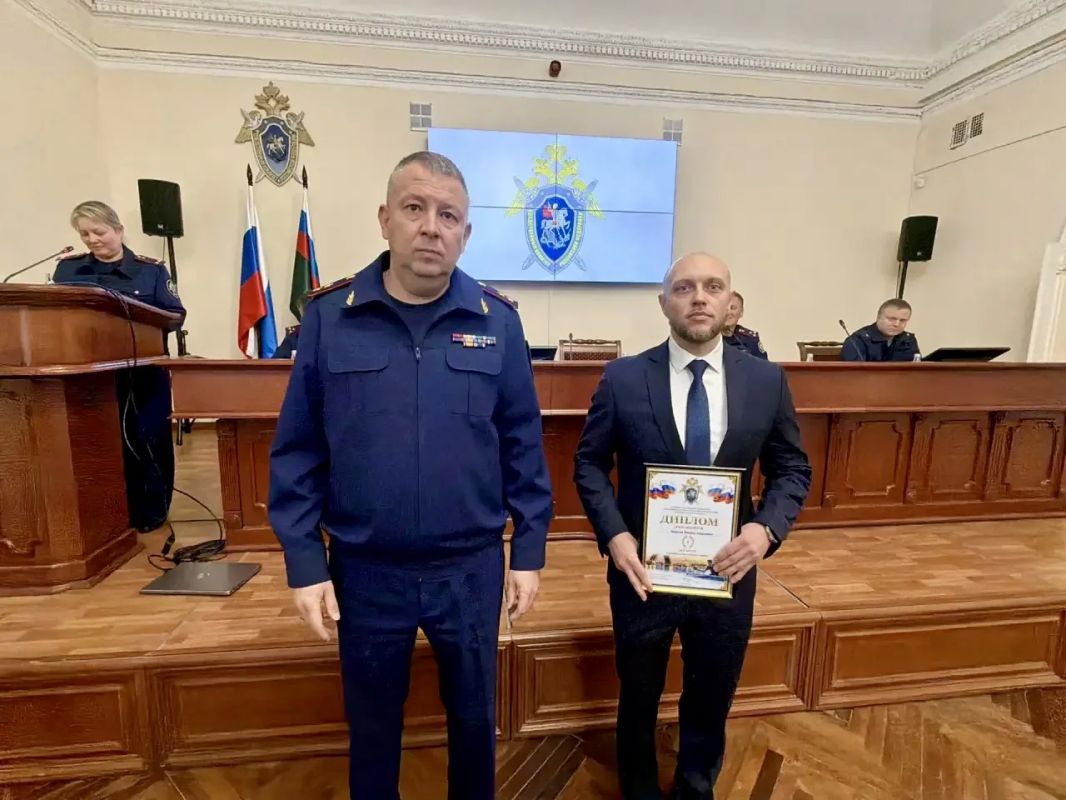 Сотрудники Главного следственного управления СК России по городу Санкт-Петербургу провели турнир по настольному теннису Сотрудники Главного следственного управления СК России по городу Санкт-Петербургу провели турнир по настольному теннису