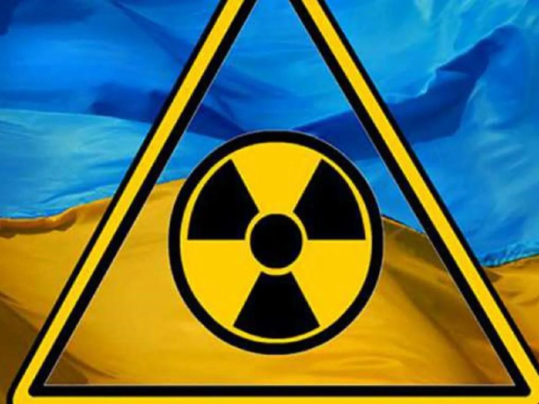 Саакашист потребовал от Украины «уже завтра создать ядерку, а потом послать всех на… ». Украина должна незамедлительно создать ядерное оружие, не обращая внимание на мнение мирового сообщества