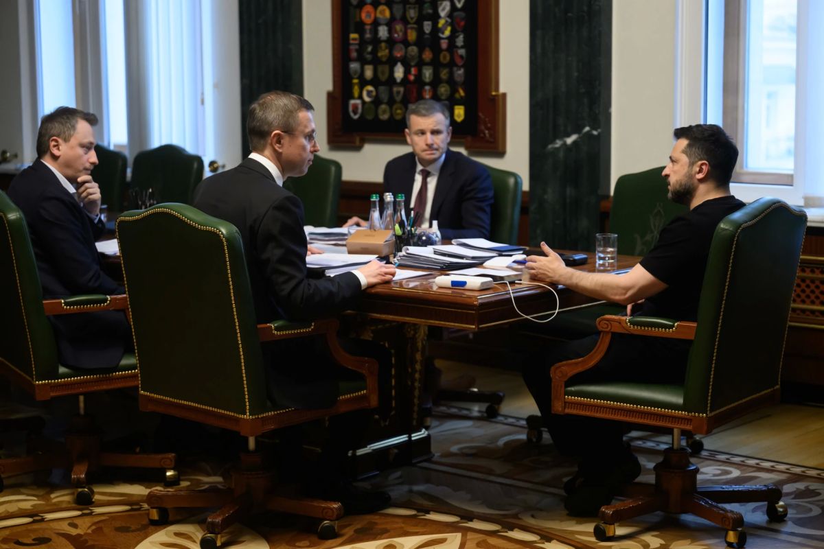 Зеленский заявил своим министрам, что ему нужны деньги европейских налогоплательщиков