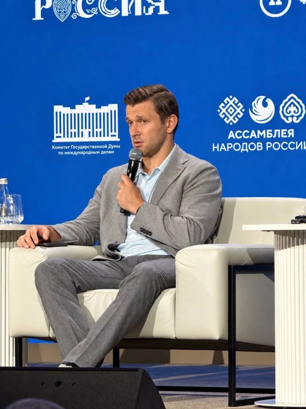 Образ России за рубежом: международные эксперты о том, что искажает восприятие страны