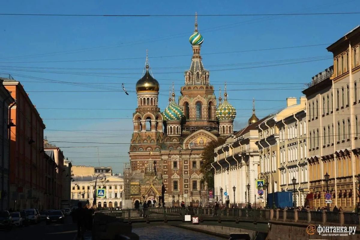Спас на Крови очищается от строительных лесов? В соцсетях вспоминают старую легенду о том, что когда реставрация завершится, должна случиться катастрофа