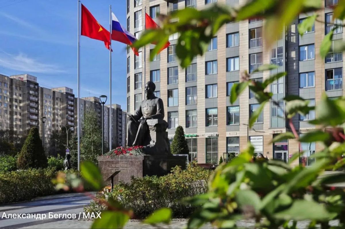 В Петербурге появился Вьетнамский сад