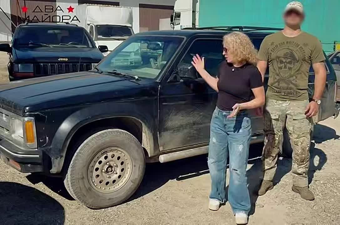 Два майора: Еще один автомобиль передан на фронт, десантникам на Херсонское направление