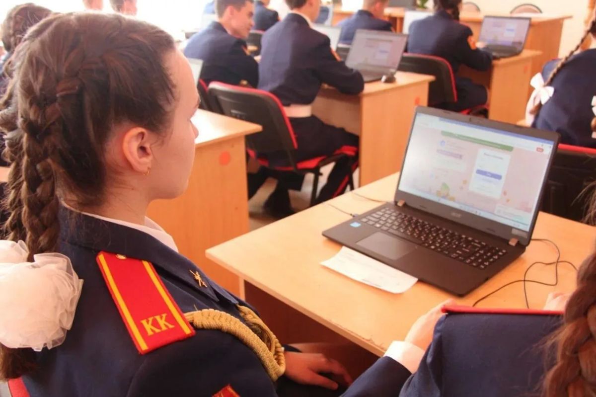 Марат Хуснуллин: В стране продолжается Всероссийская онлайн-олимпиада «Безопасные дороги»