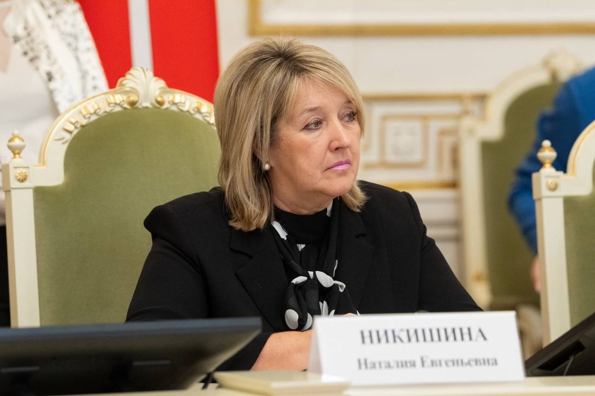 В Мариинском дворце прошло итоговое заседание рабочей группы по совершенствованию законодательства о продаже вейпов и жидкостей к ним В Мариинском дворце прошло итоговое заседание рабочей группы по совершенствованию законодательства о продаже вейпов и жидкостей к ним