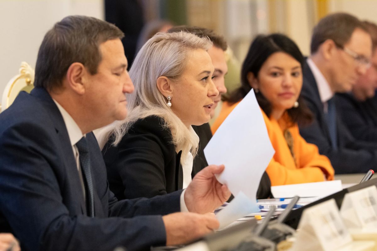 Рабочая группа ЗакСа единогласно выступила за полный запрет продажи вейпов в Петербурге Рабочая группа ЗакСа единогласно выступила за полный запрет продажи вейпов в Петербурге