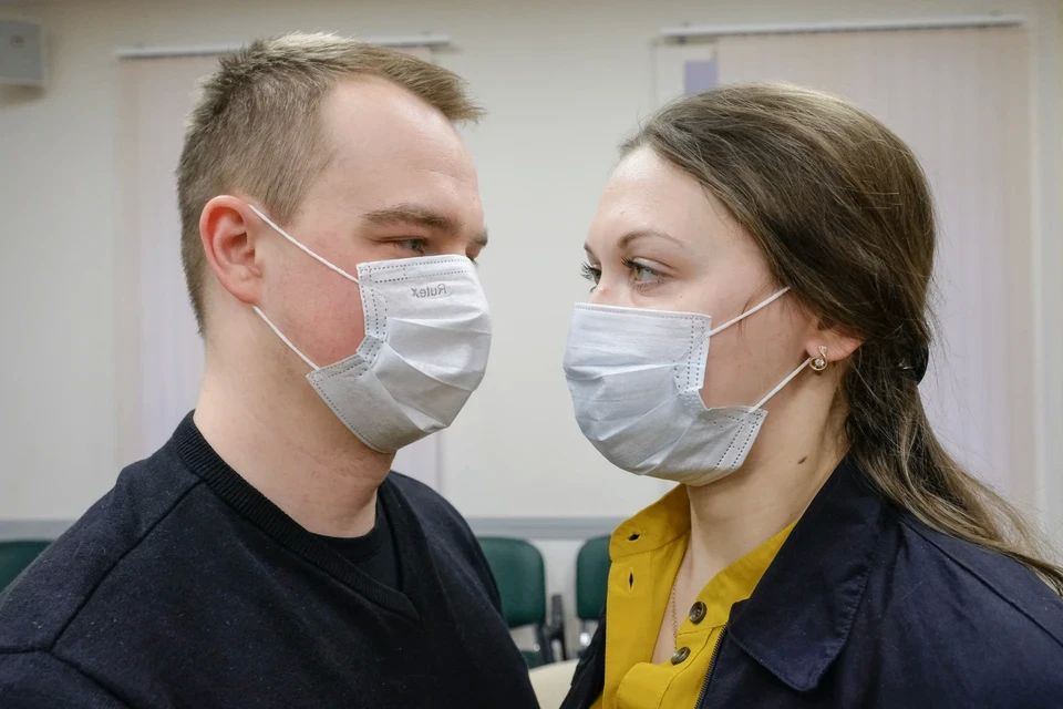 Пятерых петербуржцев положили в больницу с подозрением на оспу обезьян